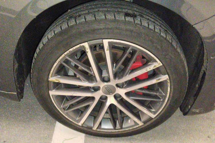 Used Geely Auto Preface 2021 Revised Version 2.0TD Luxury Edition Right Front Wheel Hub