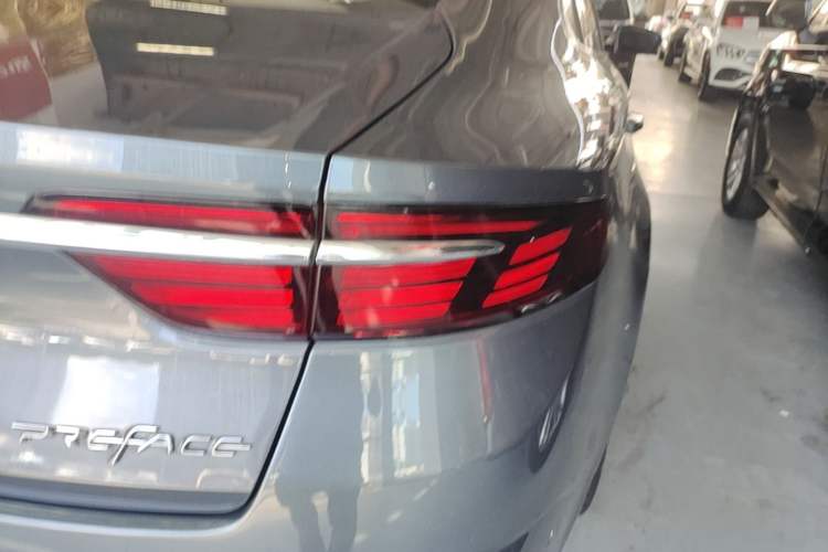 Used Geely Auto Preface 2021 Revised Version 2.0TD Luxury Edition Right Rear Taillight
