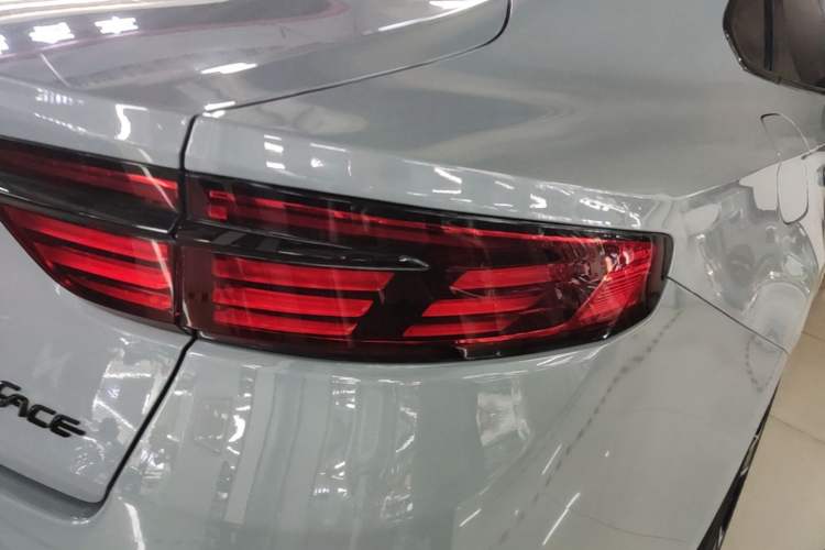 Used Geely Auto Preface 2021 2.0TD Space-Time Edition Starry Celestial Right Rear Taillight