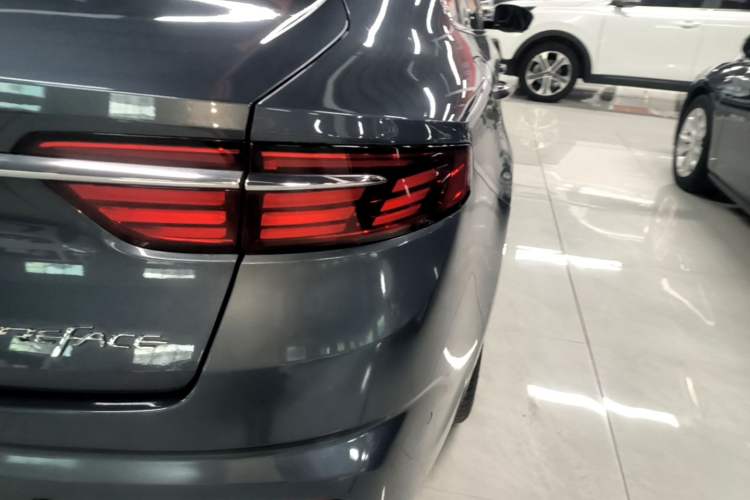 Used Geely Auto Preface 2021 2.0TD Luxury Version Right Rear Taillight