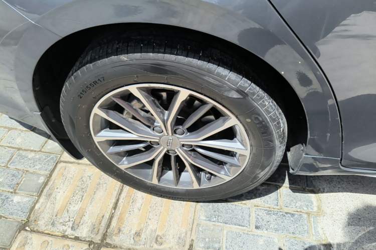 Used Geely Auto Preface 2021 2.0TD Luxury Version Right Rear Wheel Hub