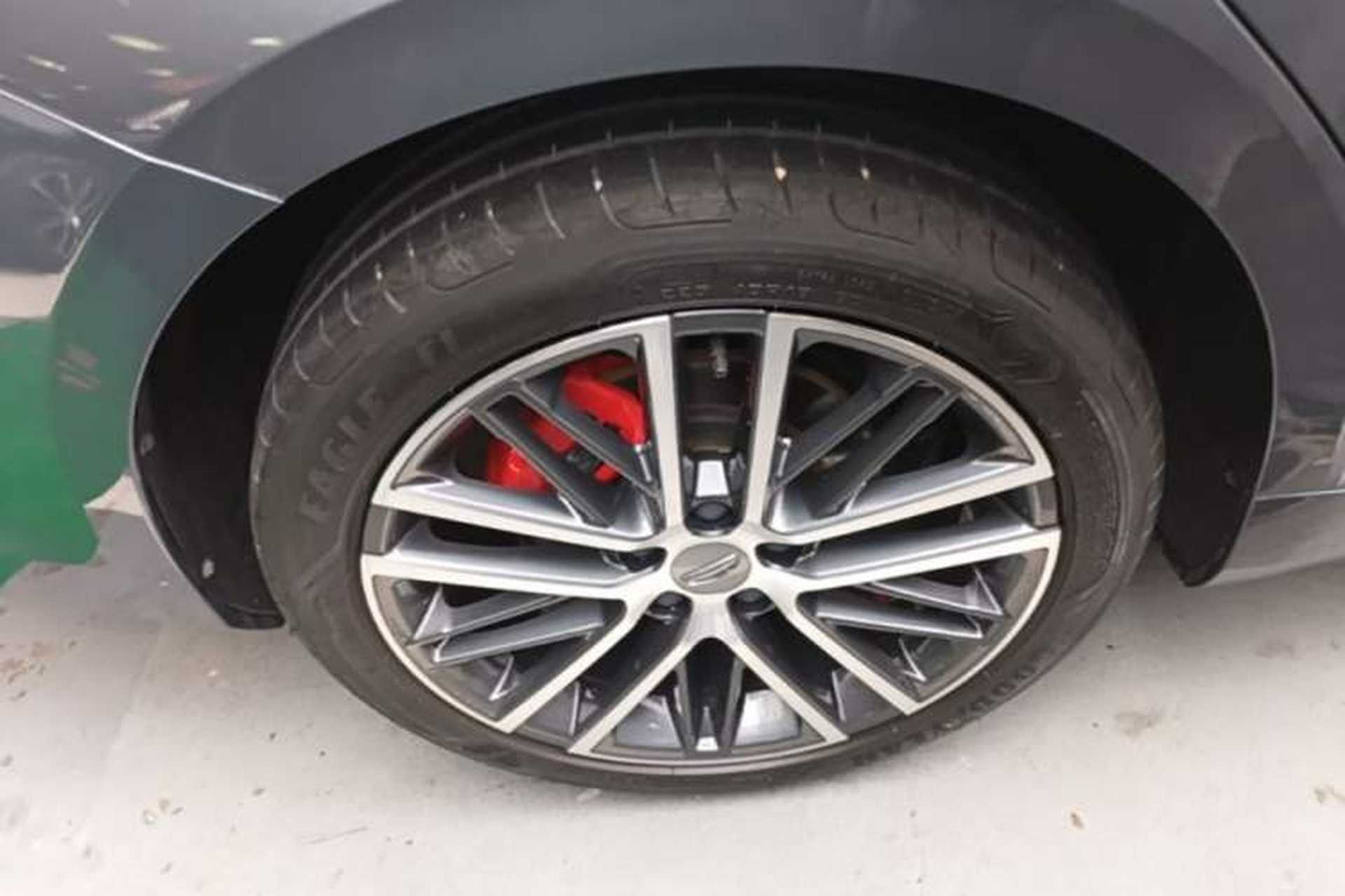 Used Geely Auto Preface 2021 Revised Version 2.0TD Luxury Edition Right Rear Wheel Hub