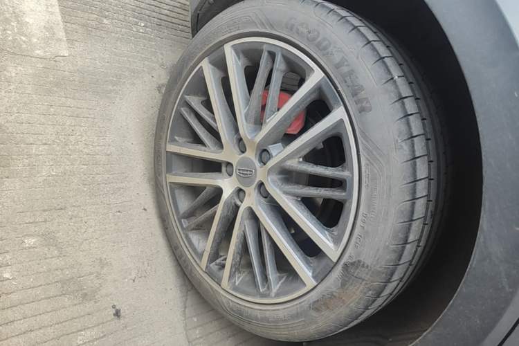 Used Geely Auto Preface 2021 Revised Version 2.0TD Luxury Edition Right Rear Wheel Hub