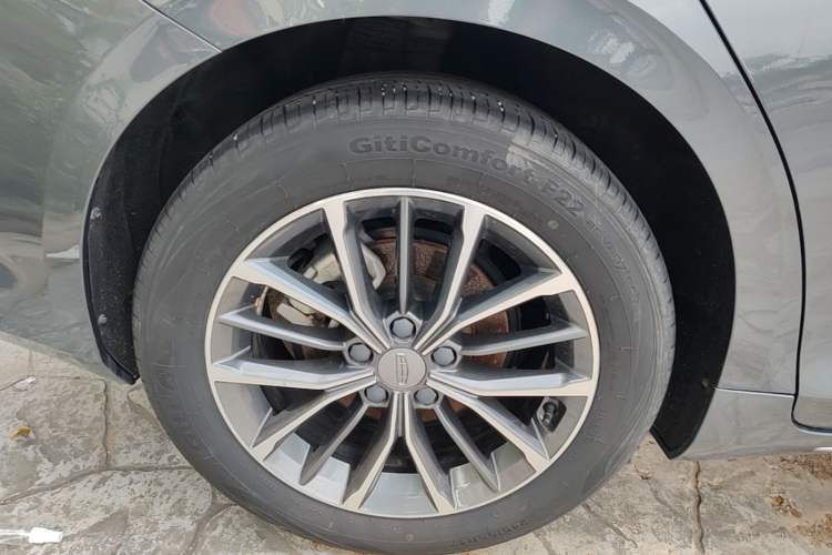 Used Geely Auto Preface 2021 2.0TD Luxury Version Right Rear Wheel Hub