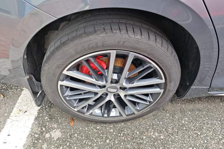 Used Geely Auto Preface 2021 Revised Version 2.0TD Luxury Edition Right Rear Wheel Hub