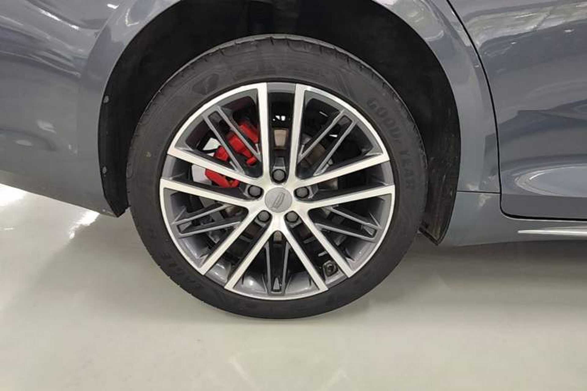 Used Geely Auto Preface 2021 Revised Version 2.0TD Luxury Edition Right Rear Wheel Hub