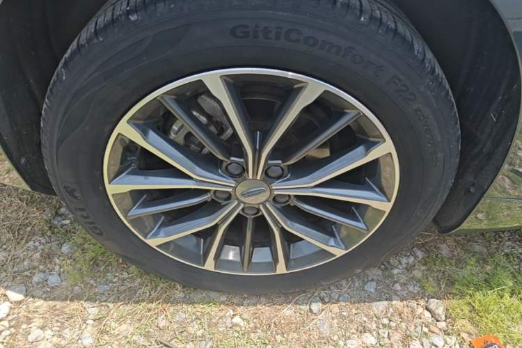 Used Geely Auto Preface 2021 2.0TD Luxury Version Right Rear Wheel Hub