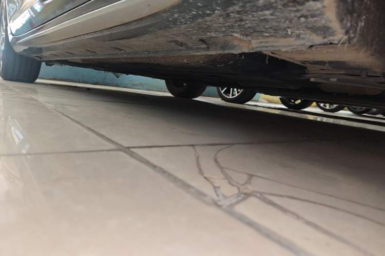 Used Geely Auto Preface 2021 2.0TD Luxury Version Right Side Sill