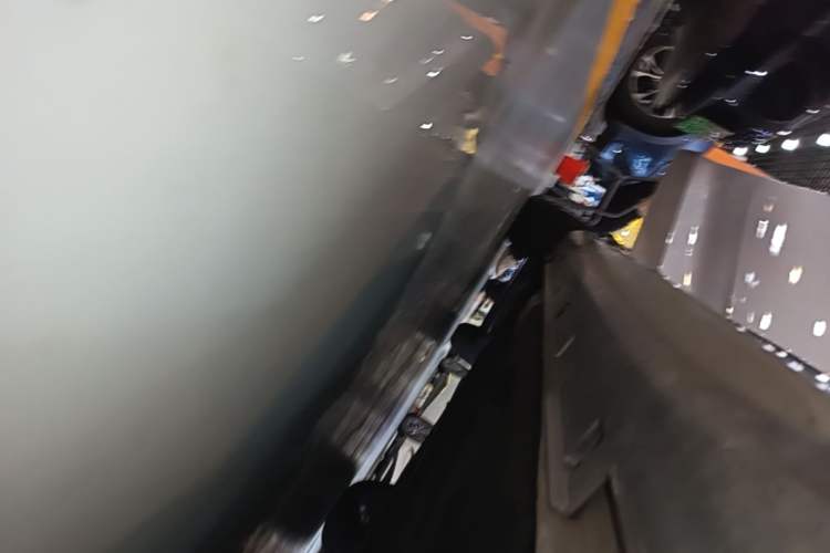 Used Geely Auto Preface 2021 2.0TD Luxury Version Right Side Sill