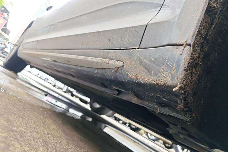 Used Geely Auto Preface 2021 2.0TD Luxury Version Right Side Sill