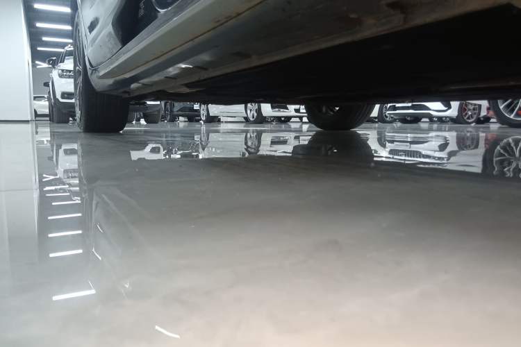Used Geely Auto Preface 2021 2.0TD Luxury Version Right Side Sill