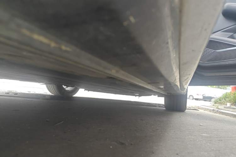 Used Geely Auto Preface 2021 2.0TD Luxury Version Right Side Sill