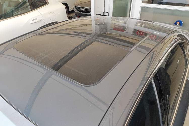 Used Geely Auto Preface 2021 Revised Version 2.0TD Luxury Edition Roof