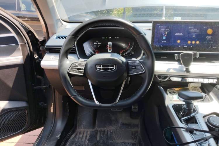 Used Geely Auto Preface 2021 2.0TD Flagship Edition Steering Wheel