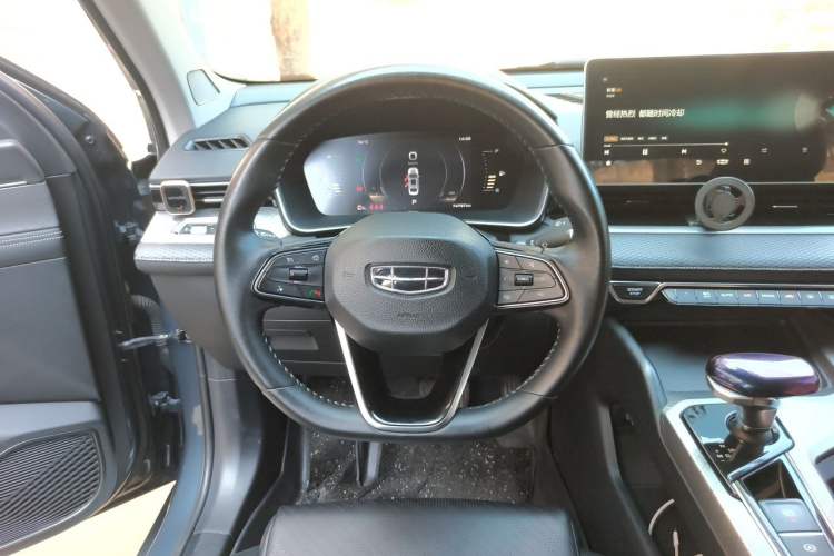 Used Geely Auto Preface 2021 2.0TD Luxury Version Steering Wheel