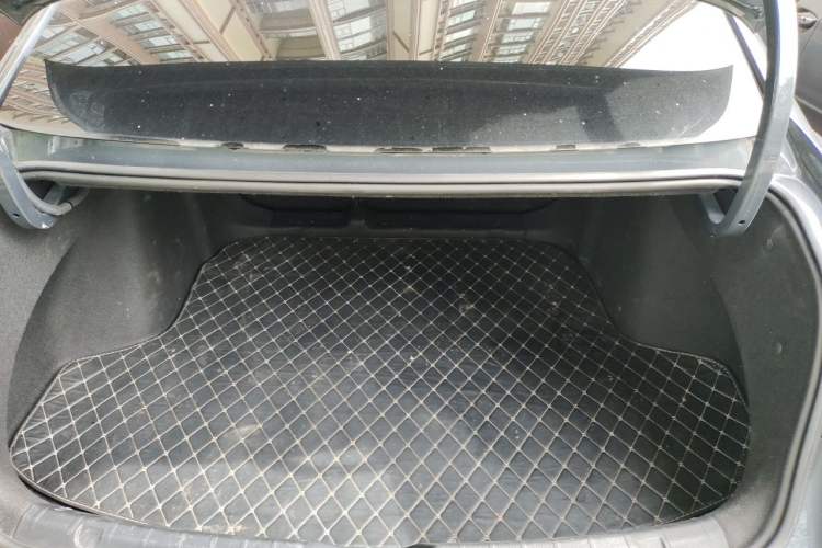 Used Geely Auto Preface 2021 2.0TD Flagship Edition Trunk