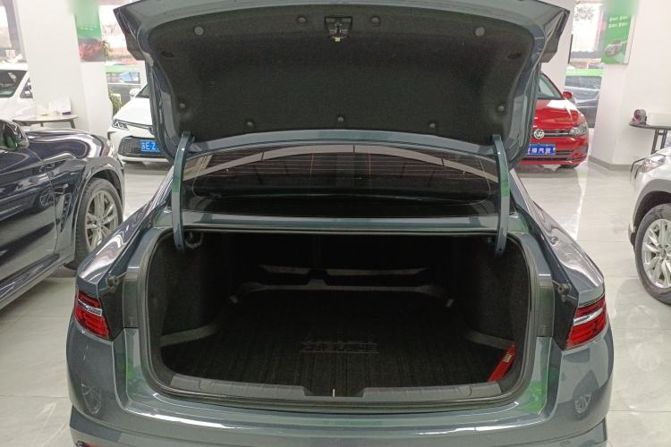Used Geely Auto Preface 2021 2.0TD Luxury Version Trunk