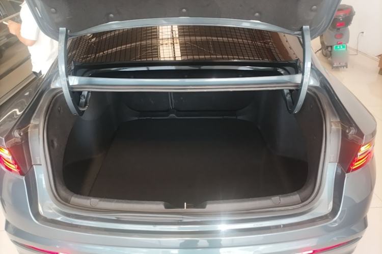 Used Geely Auto Preface 2021 2.0TD Luxury Version Trunk