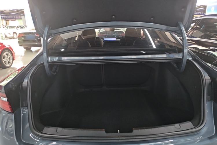 Used Geely Auto Preface 2021 2.0TD Luxury Version Trunk