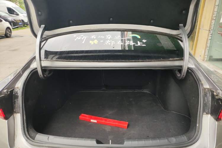 Used Geely Auto Preface 2021 Revised Version 2.0TD Luxury Edition Trunk