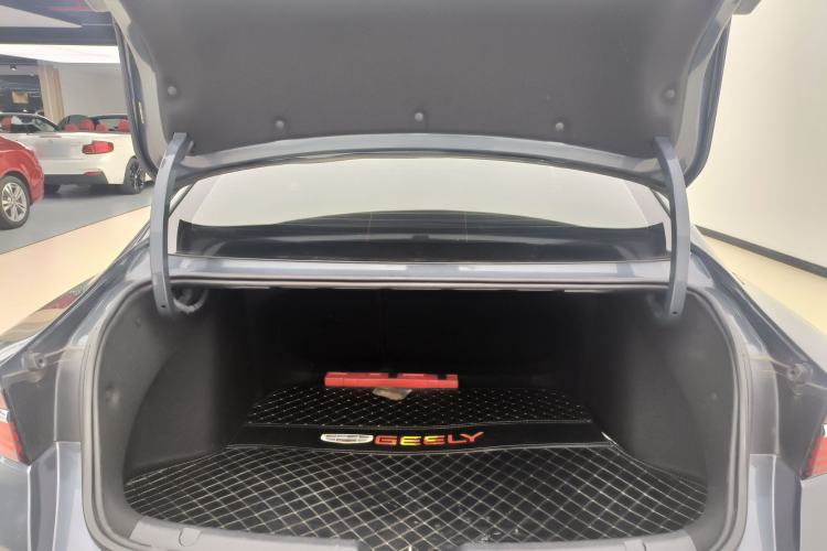 Used Geely Auto Preface 2021 2.0TD Luxury Version Trunk