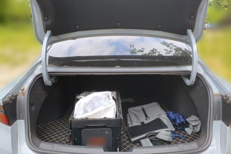 Used Geely Auto Preface 2021 2.0TD Space-Time Edition Hao Yue Trunk