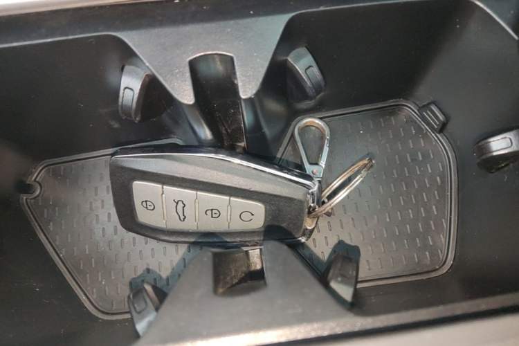 Used Geely Auto Preface 2021 Revised Version 2.0TD Luxury Edition Vehicle Key
