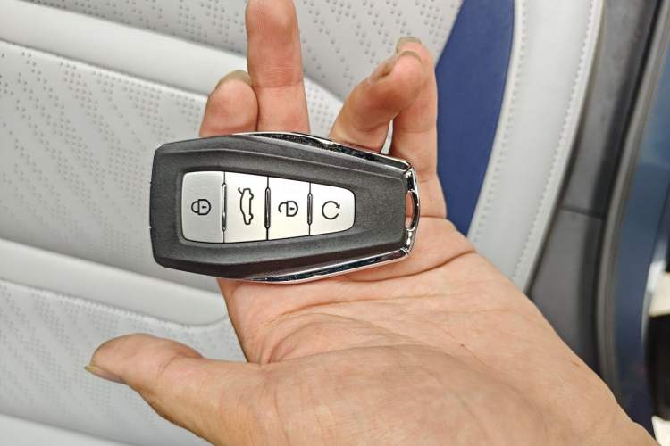 Used Geely Auto Preface 2021 2.0TD Luxury Version Vehicle Key