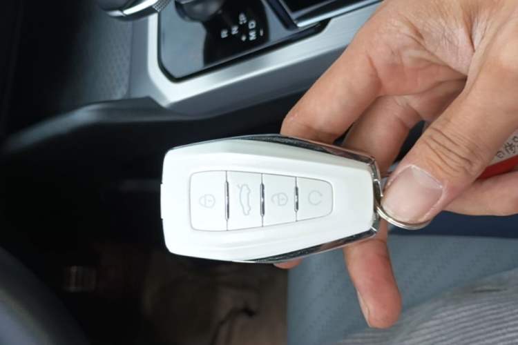 Used Geely Auto Preface 2021 Revised Version 2.0TD Luxury Edition Vehicle Key