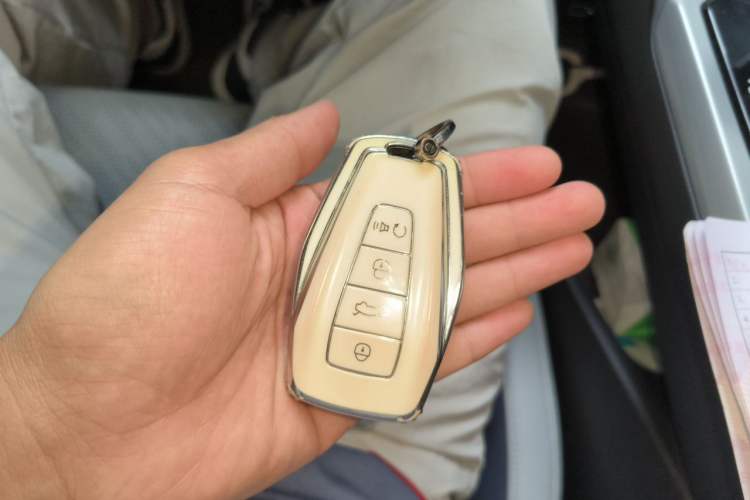 Used Geely Auto Preface 2021 Revised Version 2.0TD Luxury Edition Vehicle Key