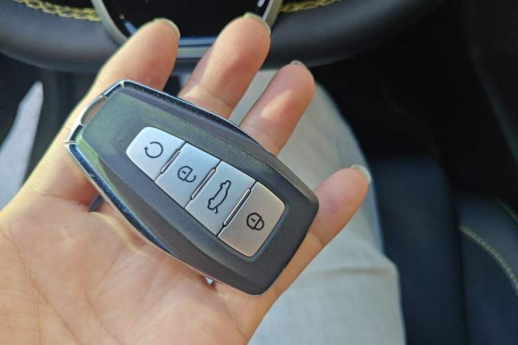 Used Geely Auto Preface 2021 2.0TD Space-Time Edition Starry Celestial Vehicle Key