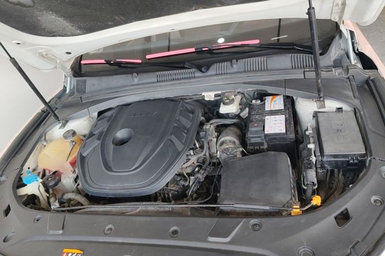 Used Geely Auto Preface 2021 2.0TD Luxury Version Engine Bay