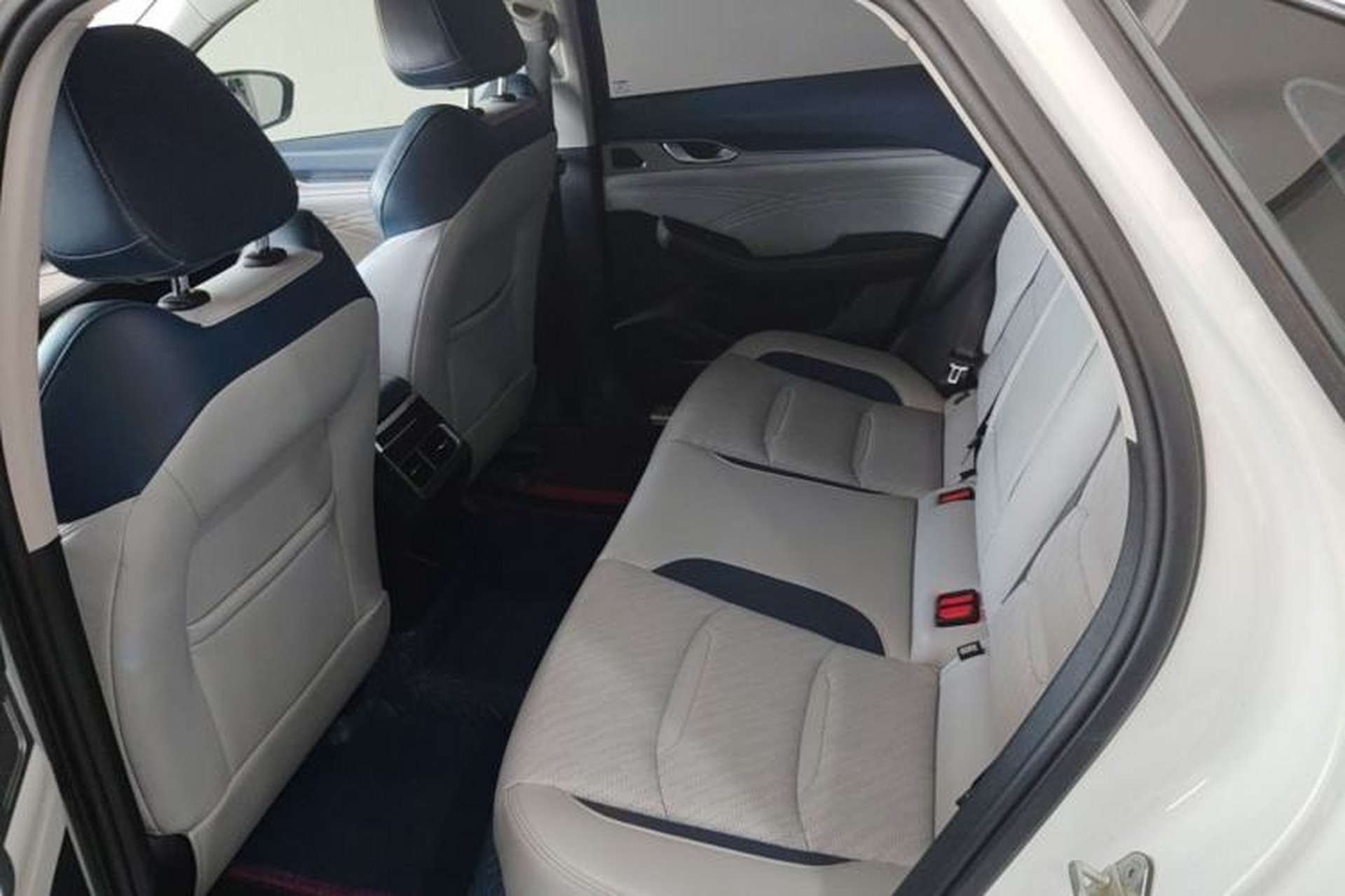 Used Geely Auto Preface 2021 2.0TD Luxury Version Left Rear Seat
