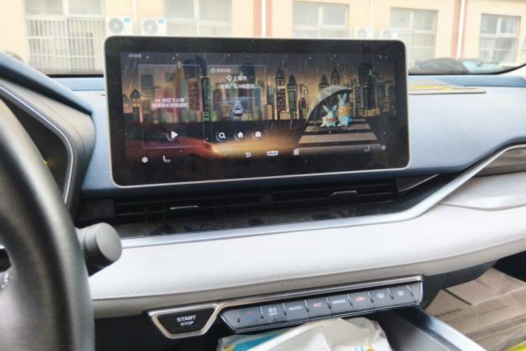 Used Geely Auto Preface 2021 2.0TD Luxury Version Audio And AC Panel