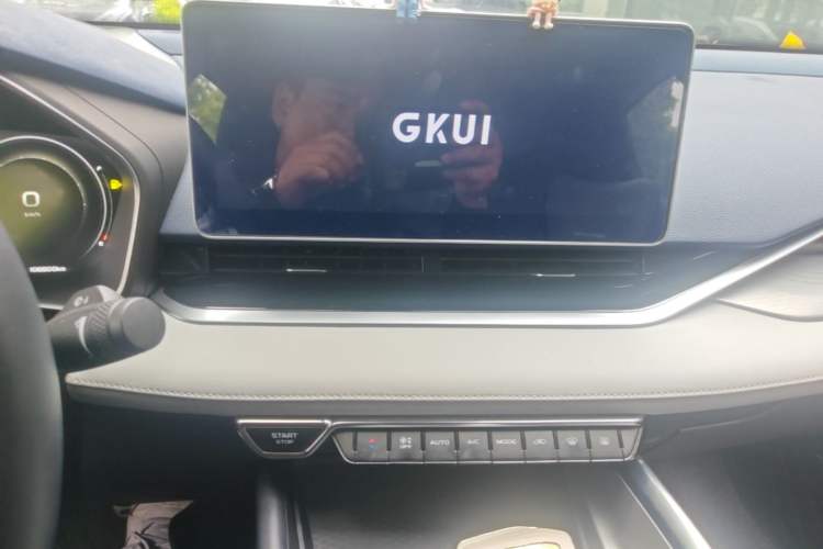 Used Geely Auto Preface 2021 Revised Version 2.0TD Luxury Edition Audio And AC Panel