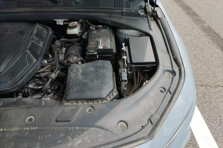 Used Geely Auto Preface 2021 2.0TD Space-Time Edition Starry Celestial Engine Bay Left