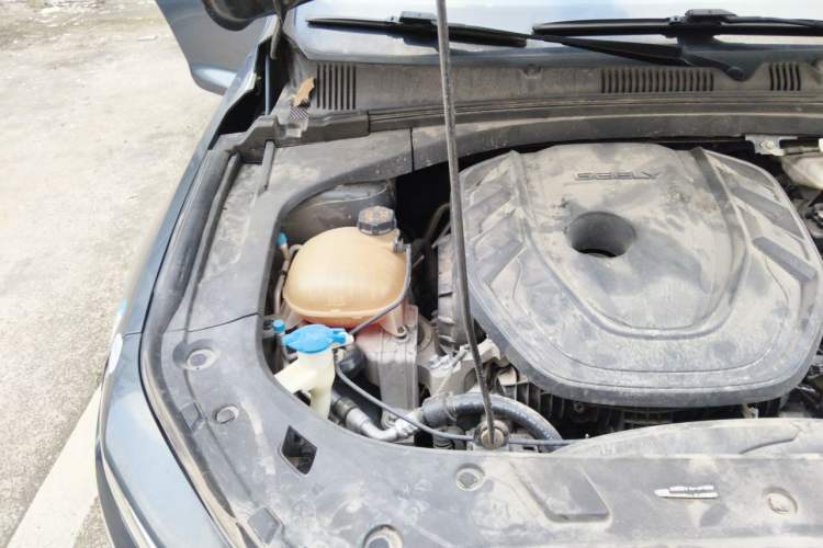 Used Geely Auto Preface 2021 2.0TD Luxury Version Engine Bay Right