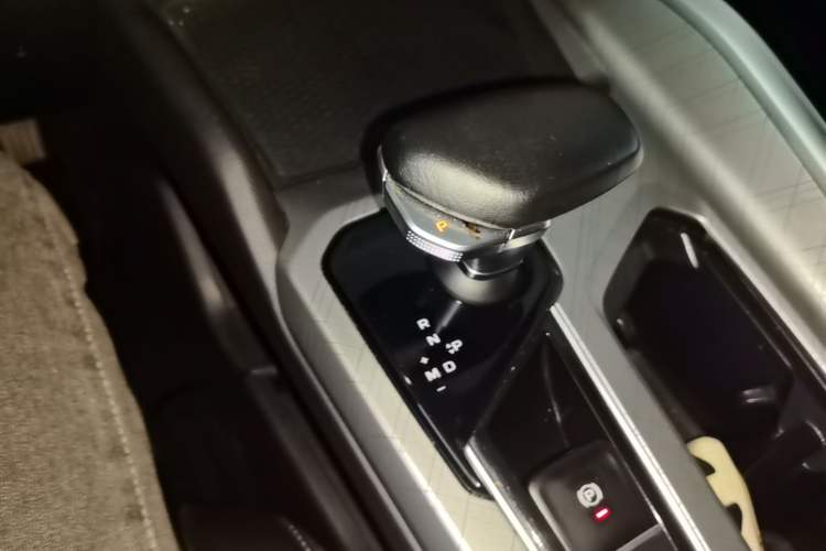 Used Geely Auto Preface 2021 2.0TD Luxury Version Gear Lever