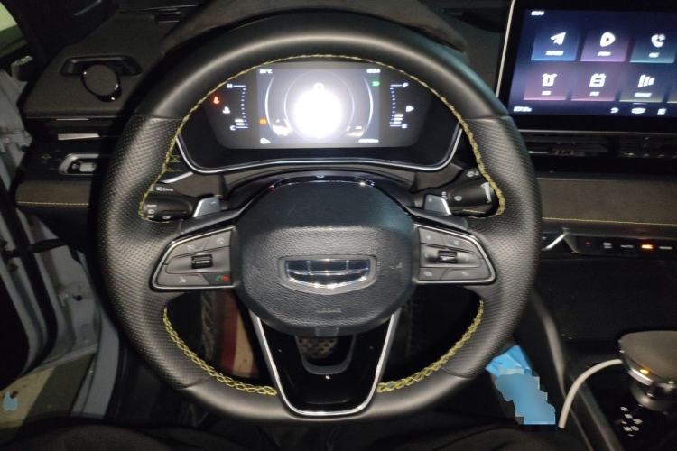 Used Geely Auto Preface 2021 2.0TD Space-Time Edition Hao Yue Steering Wheel