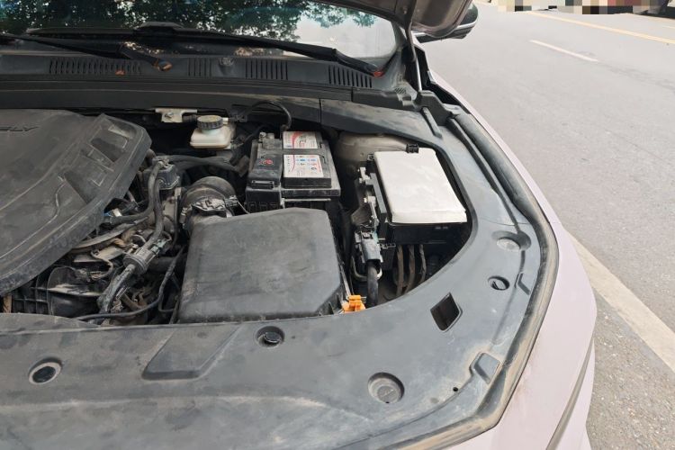 Used Geely Auto Preface 2021 Revised Version 2.0TD Luxury Edition Engine Bay Left