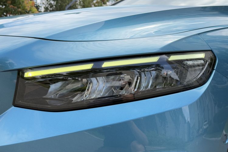 Used Geely Auto Preface 2021 Revised Version 2.0TD Luxury Edition Left Front Headlight