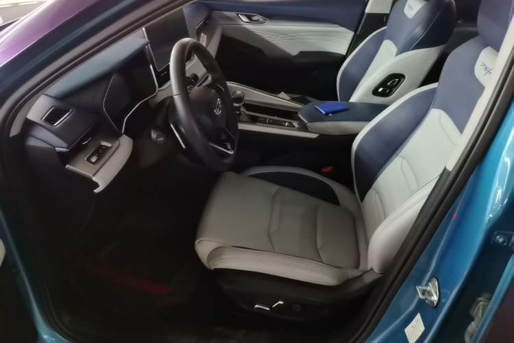 Used Geely Auto Preface 2021 2.0TD Flagship Edition Left Front Seat