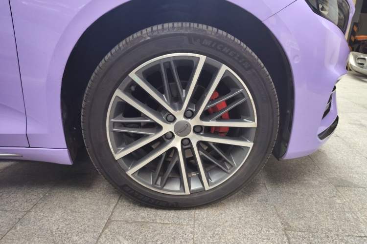 Used Geely Auto Preface 2021 Revised Version 2.0TD Luxury Edition Right Front Wheel Hub