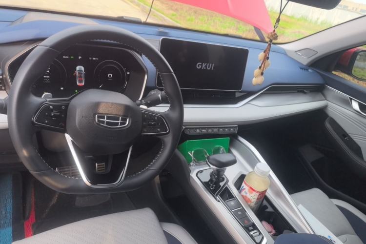 Used Geely Auto Preface 2021 Revised Version 2.0TD Luxury Edition Center Console