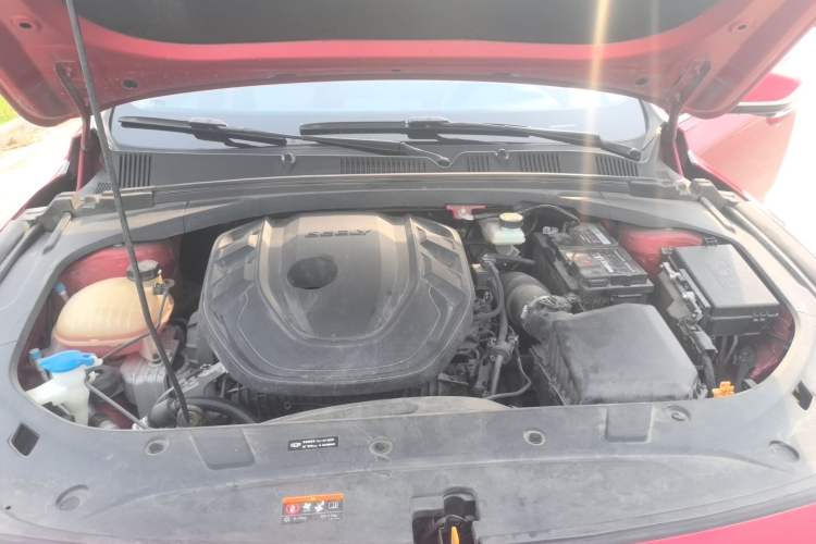 Used Geely Auto Preface 2021 Revised Version 2.0TD Luxury Edition Engine Bay