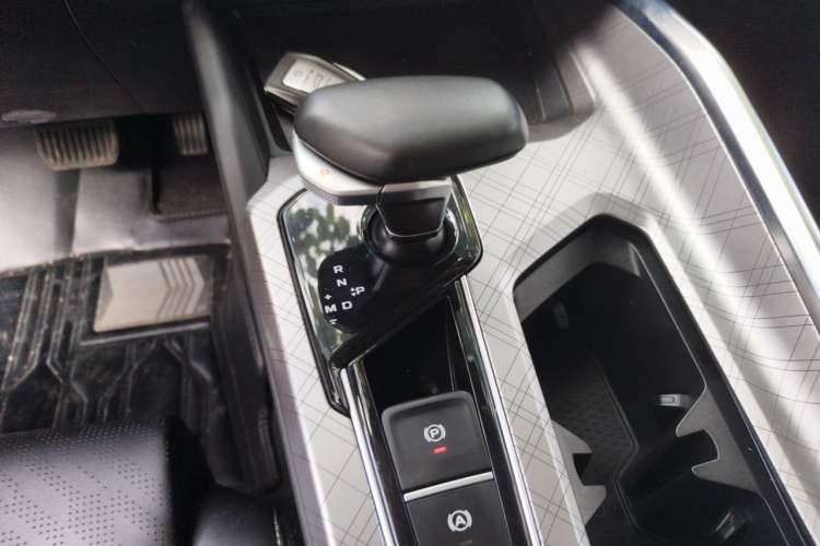 Used Geely Auto Preface 2021 2.0TD Luxury Version Gear Lever