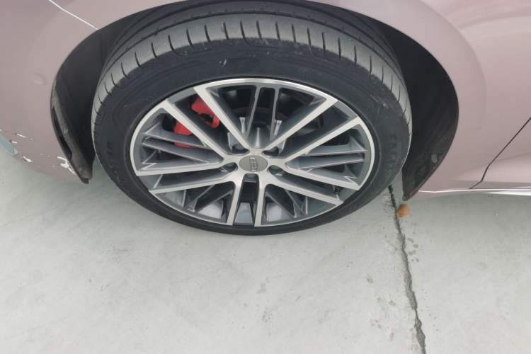 Used Geely Auto Preface 2021 Revised Version 2.0TD Luxury Edition Left Front Wheel Hub