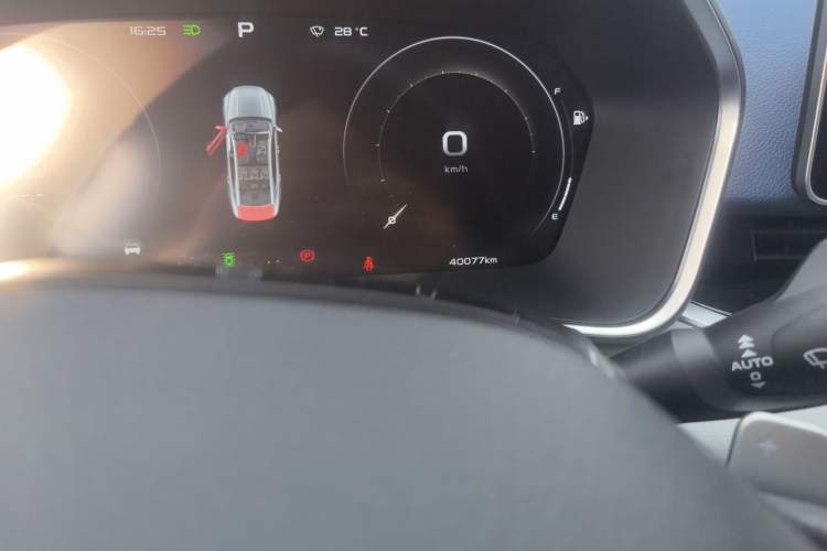 Used Geely Auto Preface 2021 Revised Version 2.0TD Luxury Edition Odometer Close Up