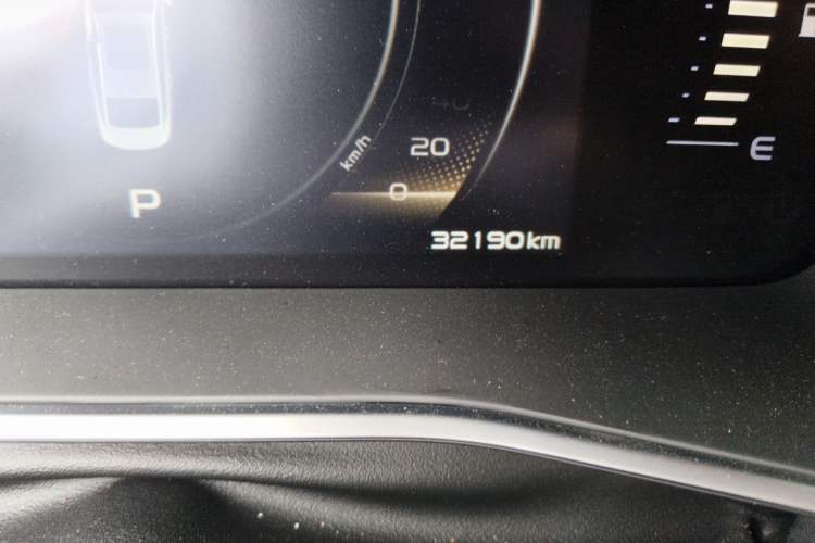 Used Geely Auto Preface 2021 2.0TD Luxury Version Odometer Close Up