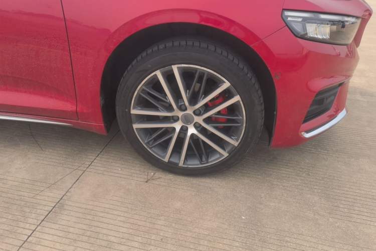Used Geely Auto Preface 2021 Revised Version 2.0TD Luxury Edition Right Front Wheel Hub